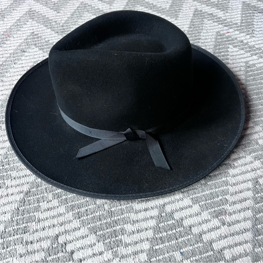 Aritzia Black Wide-Brim Wool Fedora Hat